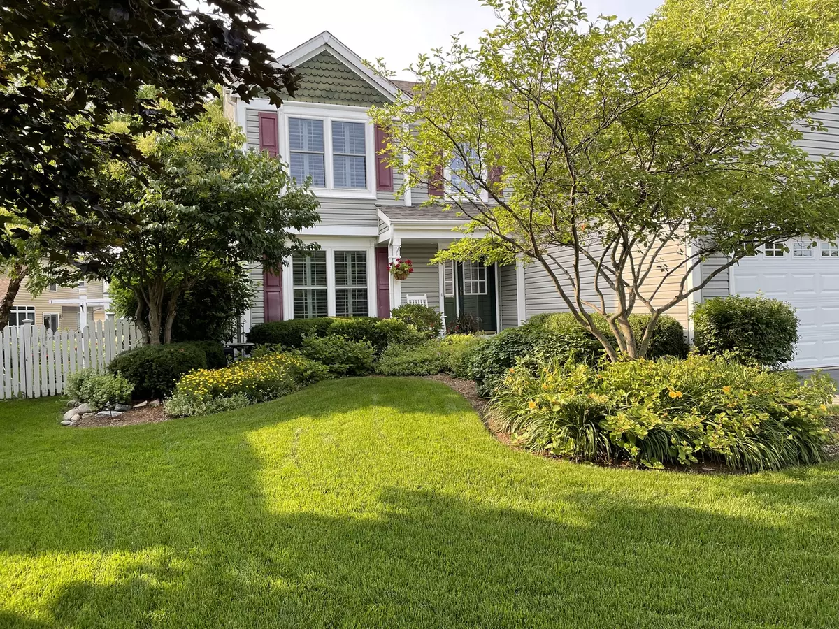 Carpentersville, IL 60110,1739 Farmside Drive