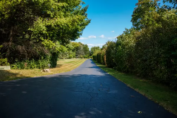 Spring Grove, IL 60081,6805 Johnsburg Road