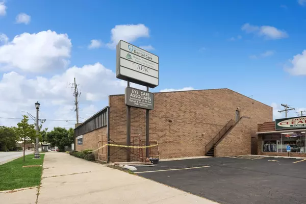 Westchester, IL 60154,10215 Roosevelt Road #103