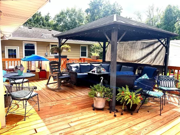 Mokena, IL 60448,11026 Hiawatha Boulevard