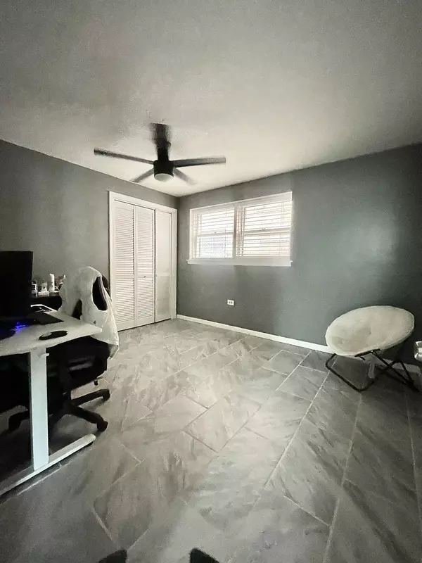 Elmwood Park, IL 60707,2724 N 73rd Avenue