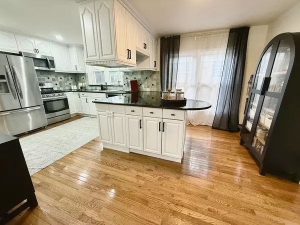 Skokie, IL 60076,4019 Cleveland Street