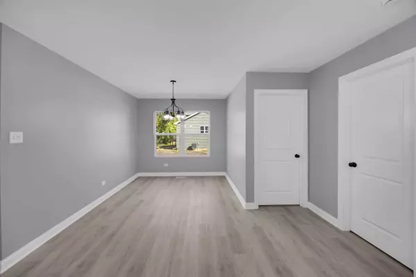 Braidwood, IL 60408,460 N School Street