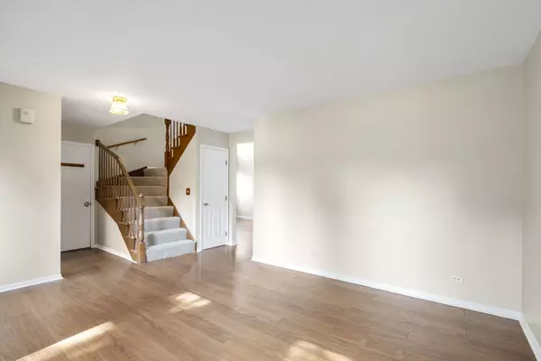 Mundelein, IL 60060,1255 Huntington Drive