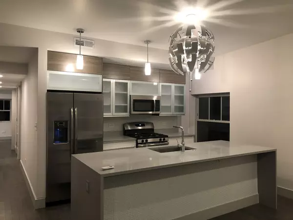 Oak Park, IL 60304,210 Harrison Street