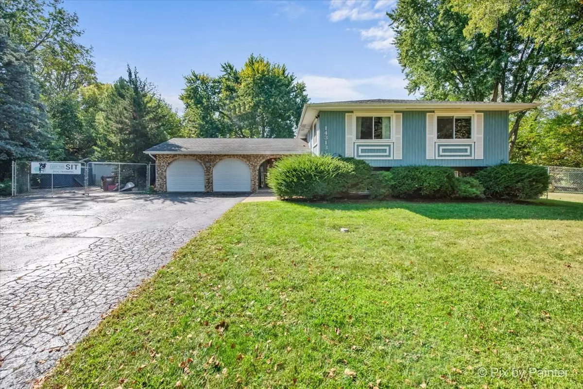 Huntley, IL 60142,14313 Harmony Road