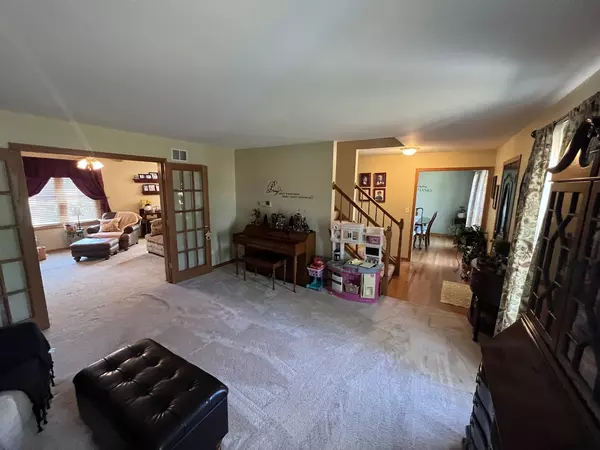Channahon, IL 60410,26704 S Overland Drive