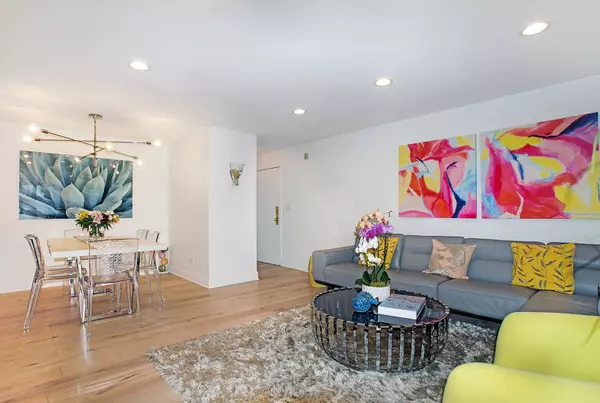 Downers Grove, IL 60516,400 74th Street #106