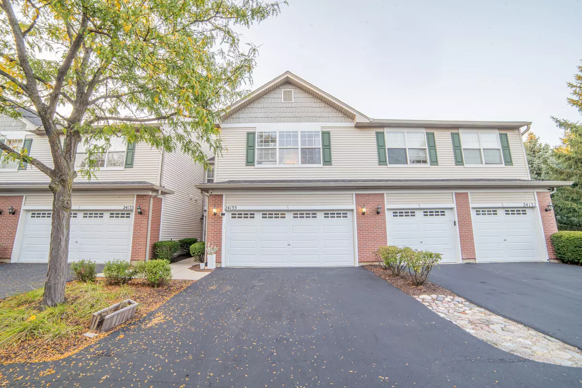 Plainfield, IL 60585,24135 W Walnut Circle