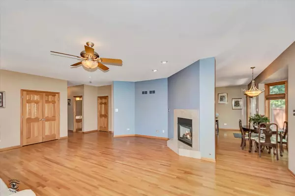 Mokena, IL 60448,10754 Canterbury Drive