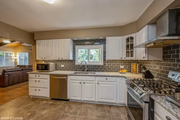 Countryside, IL 60525,10725 Forestview Road