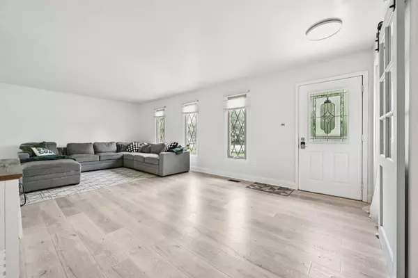 Orland Park, IL 60462,15336 Regent Drive