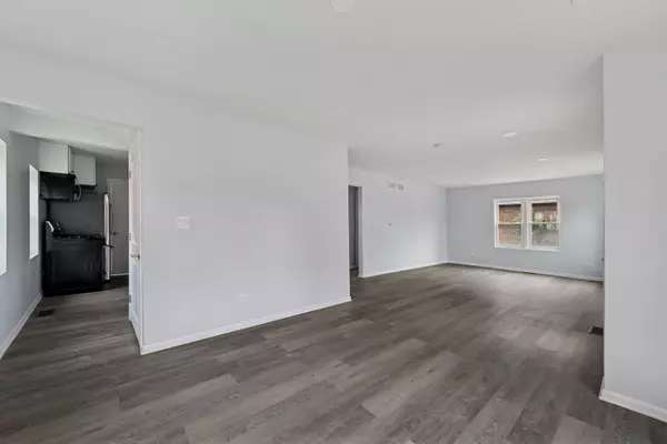 Rockford, IL 61102,2408 Elm Street