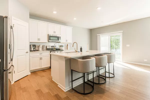 Mchenry, IL 60050,1029 Draper Road