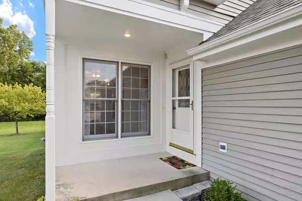 Crystal Lake, IL 60014,645 Kendallwood Court