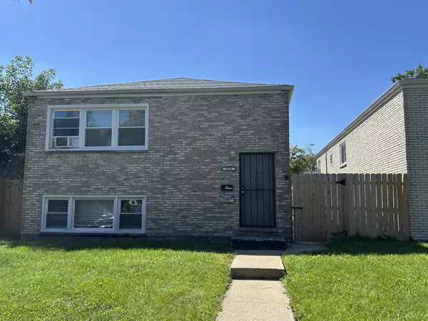 824 S 13th Avenue, Maywood, IL 60153
