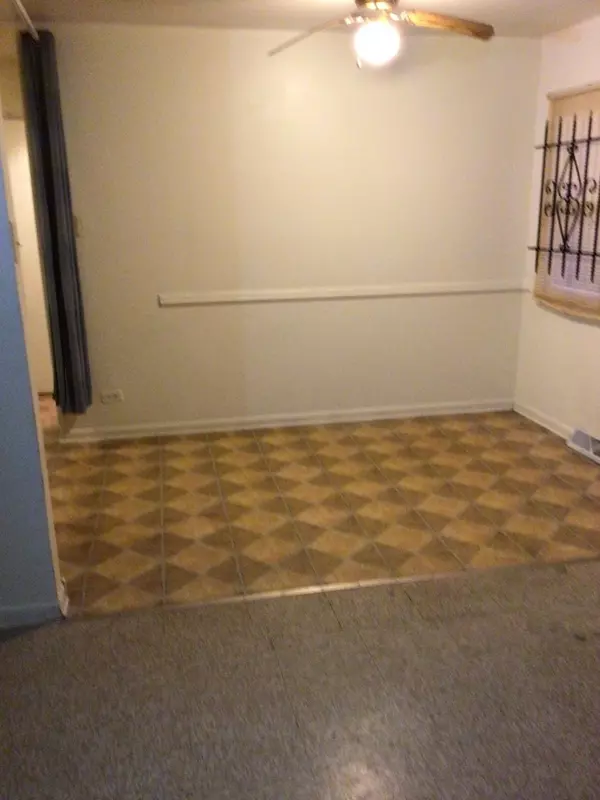 Harvey, IL 60426,110 W 150th Street