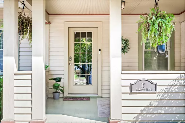 Bloomington, IL 61701,18 Harwood Place