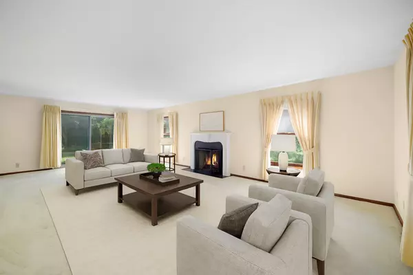 Geneva, IL 60134,527 West Lane