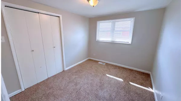Robbins, IL 60472,14039 S Claire Boulevard