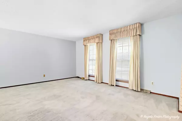 Gurnee, IL 60031,578 Pine Grove Avenue