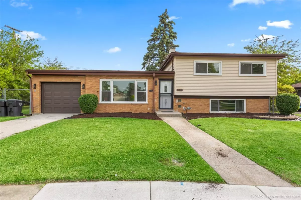 South Holland, IL 60473,16211 Joyce Circle