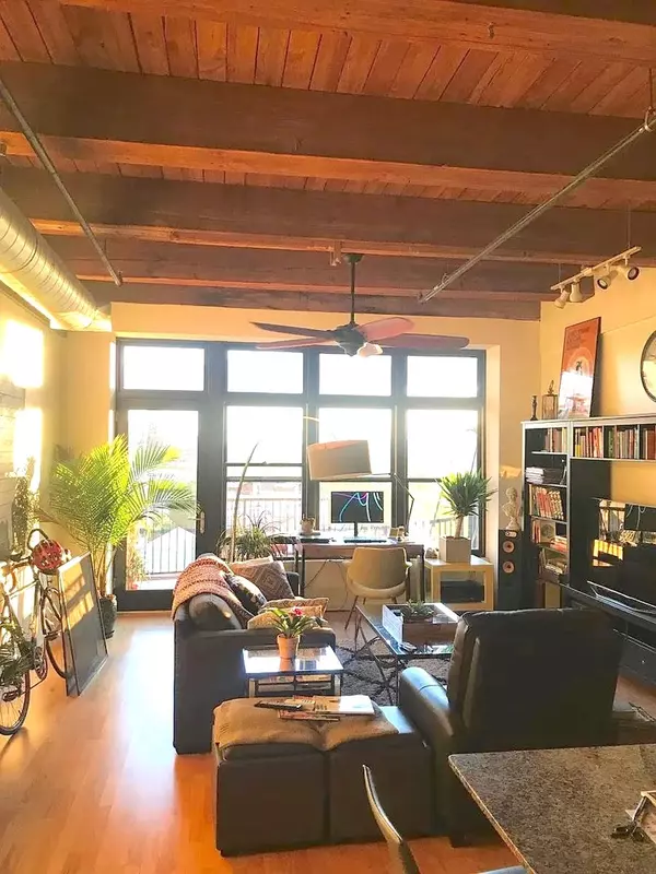 Chicago, IL 60605,1503 S State Street #503