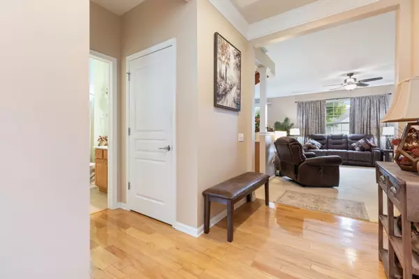 Shorewood, IL 60404,110 National Court