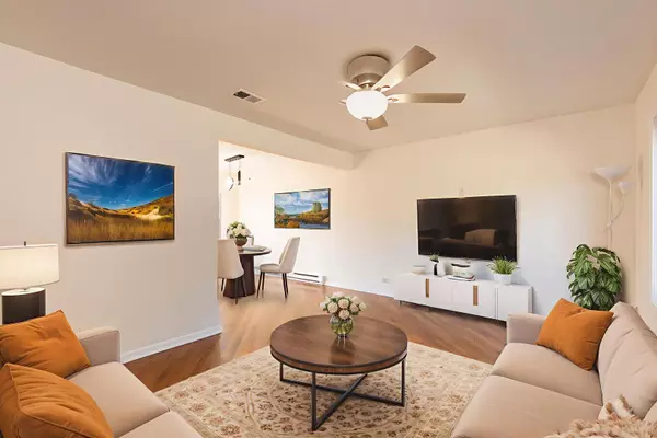 Villa Park, IL 60181,1S209 Stratford Lane