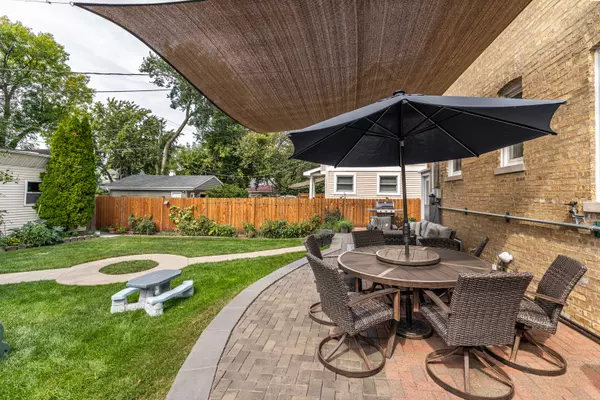 Morton Grove, IL 60053,8708 Central Avenue