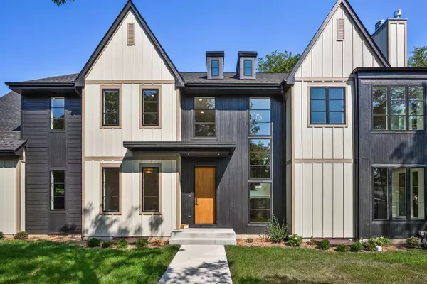 Glenview, IL 60025,809 Lenox Road