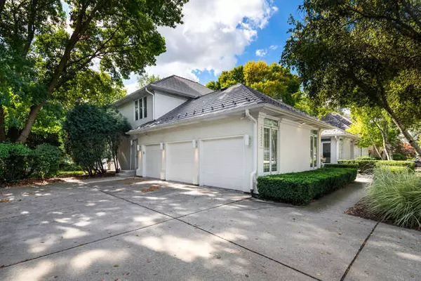 Naperville, IL 60564,2255 Palmer Circle