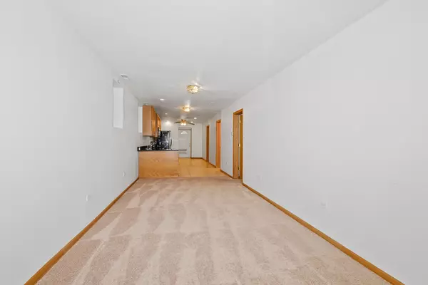 Chicago, IL 60647,1939 N Sawyer Avenue #G