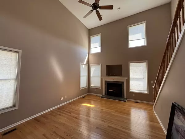 Dekalb, IL 60115,702 Plum Street