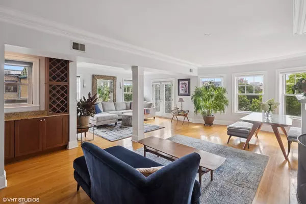 Evanston, IL 60202,937 Forest Avenue #3