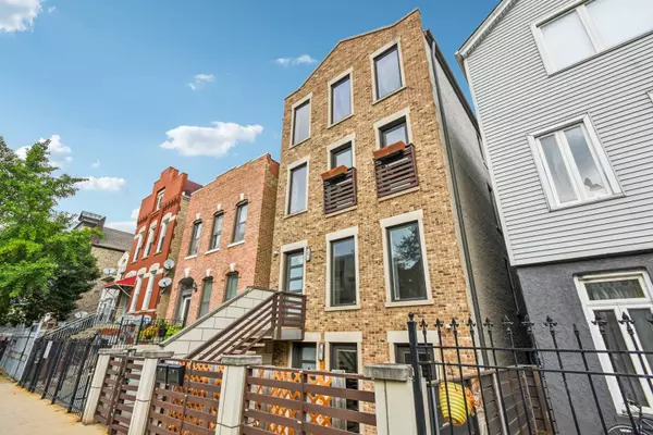 Chicago, IL 60642,1243 N Cleaver Street #1