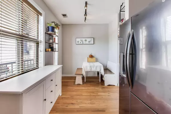 Chicago, IL 60647,1816 N Spaulding Avenue #8