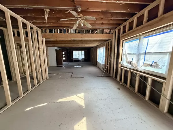 Homewood, IL 60430,1214 Ridge Road