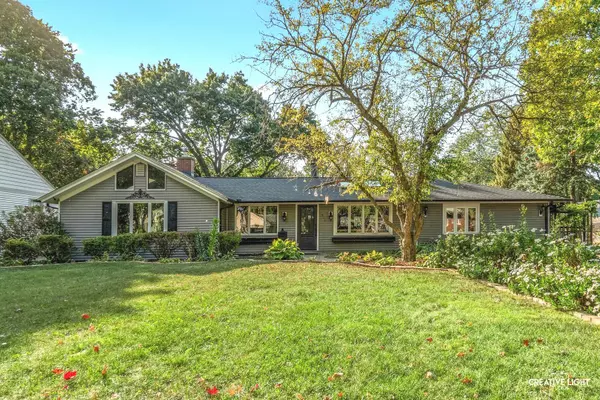 911 S 7th Street, St. Charles, IL 60174