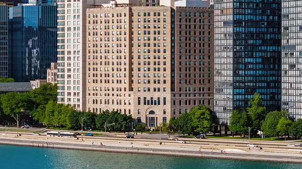 850 N Lake Shore Drive #1407, Chicago, IL 60611