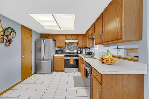 Alsip, IL 60803,4406 W 127th Place