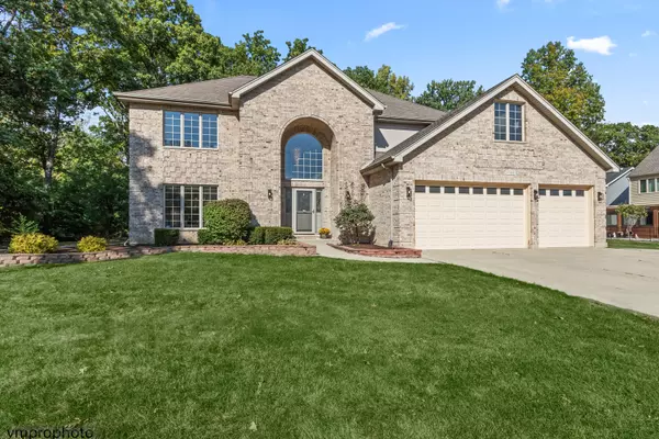 760 E Woodland Avenue, Addison, IL 60101