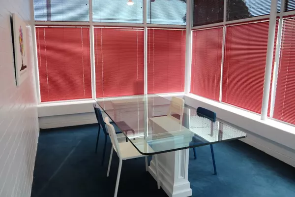 Woodstock, IL 60098,129 E SOUTH Street