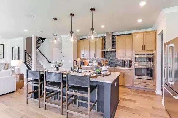 Oswego, IL 60543,704 Pomfret Court