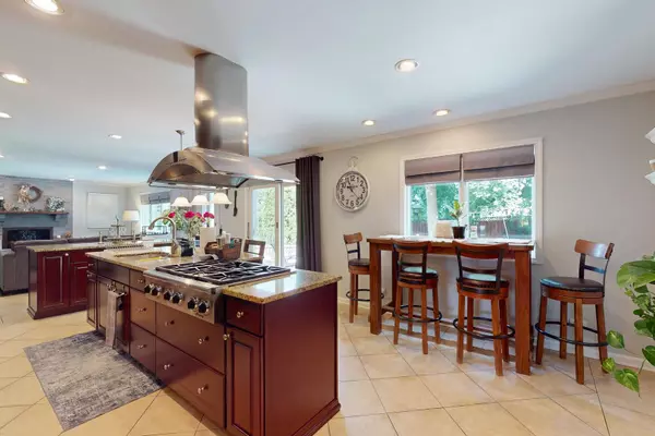 Glenview, IL 60025,3350 Henley Street