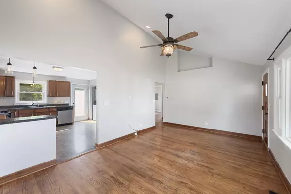 Bradley, IL 60915,1040 W South Street