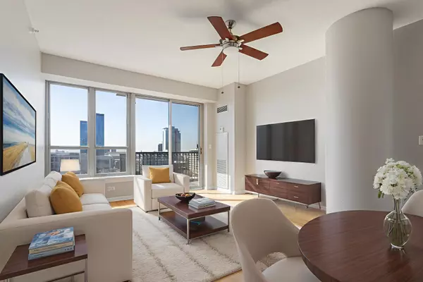 Chicago, IL 60616,1717 S Prairie Avenue #1508