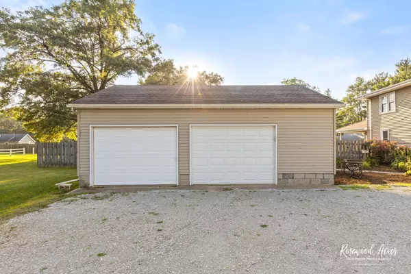 Momence, IL 60954,3398 N 17240e Road