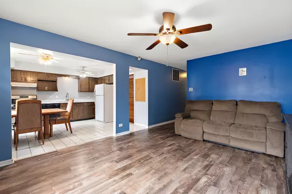 Steger, IL 60475,3129 Butler Avenue