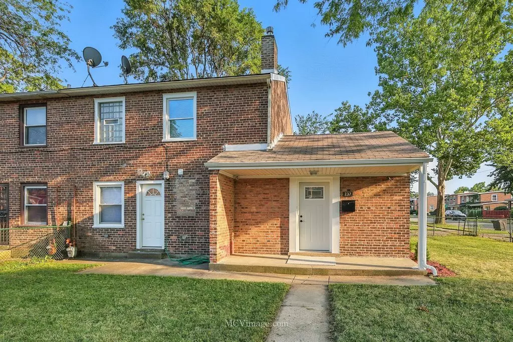 Chicago, IL 60619,237 E 92nd Street